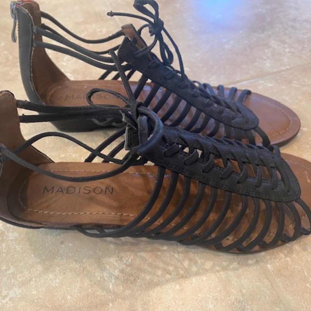 Madison Sandal Size 7.5